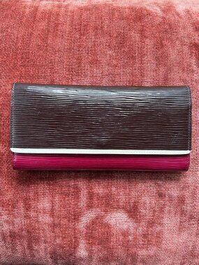 LOUIS VUITTON Epi Electric Tri-Color Flap Wallet Burgundy
